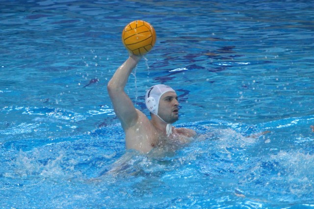 Tomasz Różycki łączy granie w piłkę wodną z pracą w kadrze i z kierowaniem klubem Waterpolo Poznań