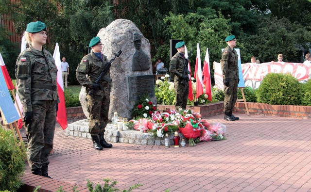 Oficjalne obchody rocznicy utworzenia AK odbędą się przy obelisku generała Tadeusza „Bora” Komorowskiego w Grudziądzu