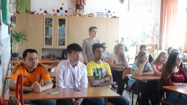 Gimnazjum w Miąsowej gościło trzech wolontariuszy - z Meksyku, Chin i Indii.