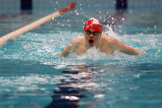 Bartosz Sokalski z Piotrkowa chce wystartować w pływackich Mistrzostwach Świata