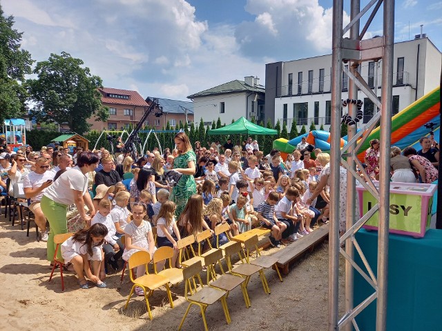 W niedzielę 18 czerwca odbył się festyn rodzinny z okazji jubileuszu przedszkola numer 1 w Białobrzegach.