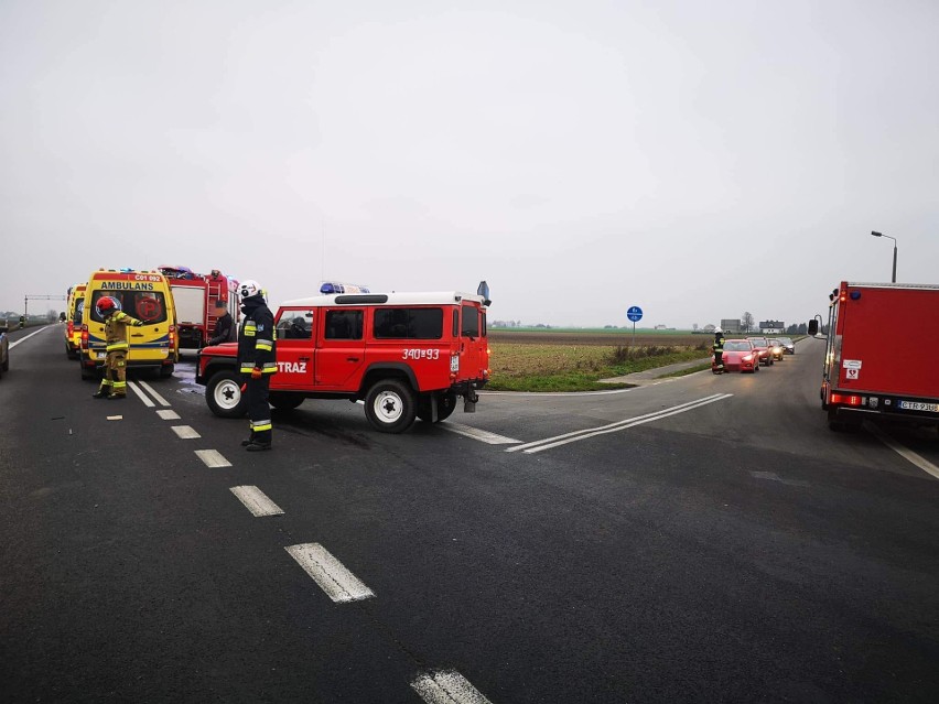Jak informują strażacy z KM PSP Toruń, do wypadku doszło po...
