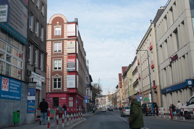 Urzędnicy przyznają, że uchwała dotycząca reklam w Opolu, była jedną z  pierwszych tego typu w Polsce i trudno znaleźć podobną. Dlatego Wojewódzki Sąd Administracyjny w Opolu - gdzie teraz może odwołać się spółka - będzie musiał zmierzyć się z precedensową sprawą.