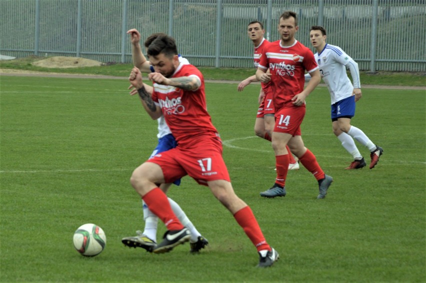 4. liga. Unia Oświęcim pokonała Beskid Andrychów. „Filmowy” gol Grzegorza Janiczaka