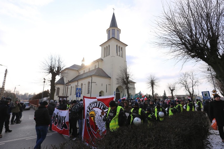 III Marsz Pamięci Żołnierzy Wyklętych w Hajnówce 2018. Policja użyła siły (zdjęcia, wideo)