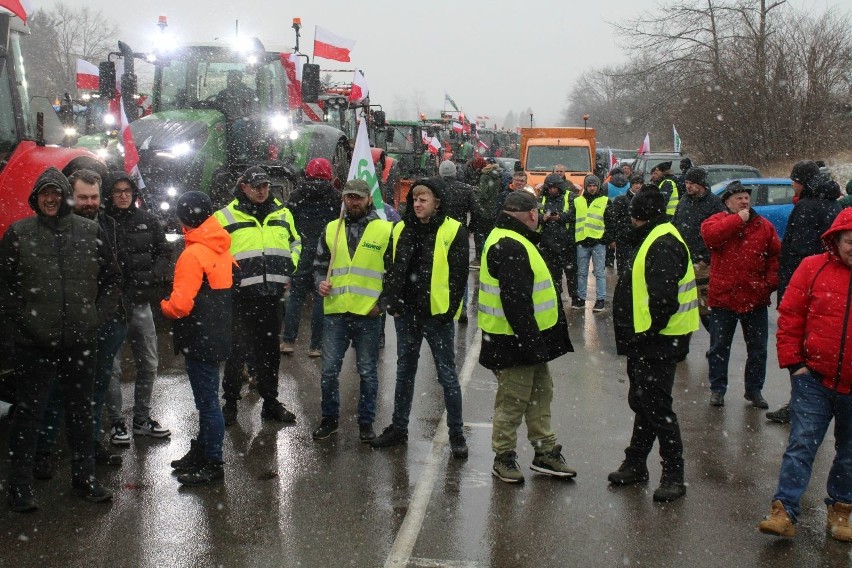 Protest rolników w Koszalinie. "Brak rolników, brak żywności, brak przyszłości" [ZDJĘCIA, WIDEO]