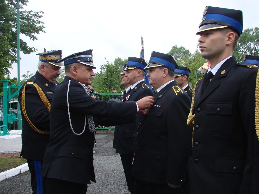 Dzień strażaka w Komendzie Miejskiej PSP w Katowicach: Minister wyróżniła bohaterów [ZDJĘCIA]