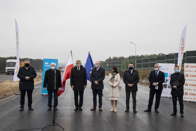 Do użytku oddano odcinek S5 między Szubinem a Żninem. Na uroczystość przybyli politycy