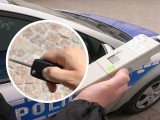 Barcin: Pijany kierowca chciał wręczyć policjantom łapówkę 