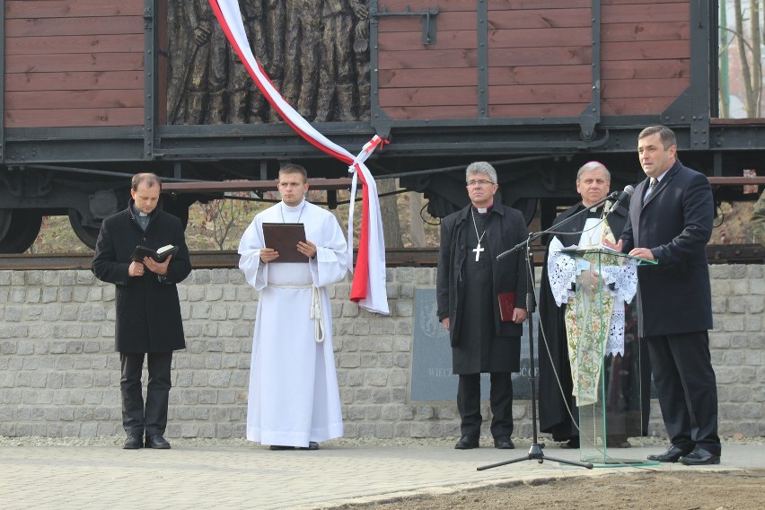 Bytom: Pomnik ofiar Tragedii Górnośląskiej odsłonięty