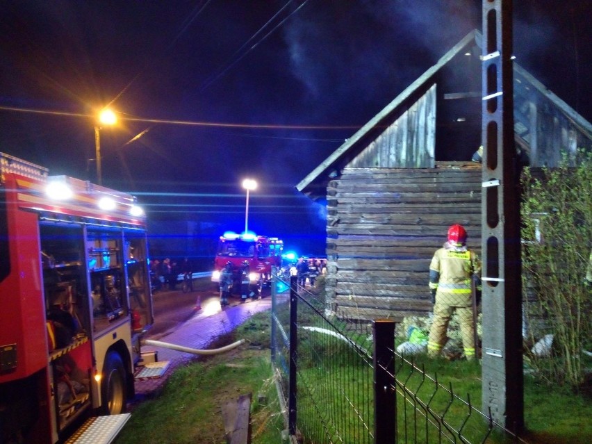 Tragiczny pożar w Wysokiej Głogowskiej. W budynku znaleziono ciało 70-letniego mężczyzny 