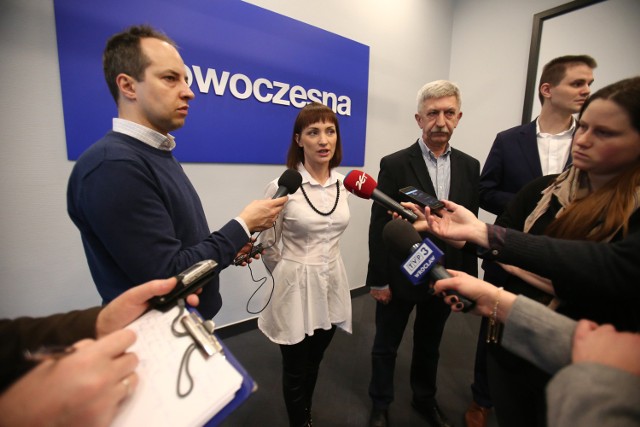 Joanna Augustynowska na konferencji prasowej mówiła także, że Nowoczesna pracuje nad projektem ustawy emerytalnej, który powinien trafić do Sejmu jeszcze w tym miesiącu.