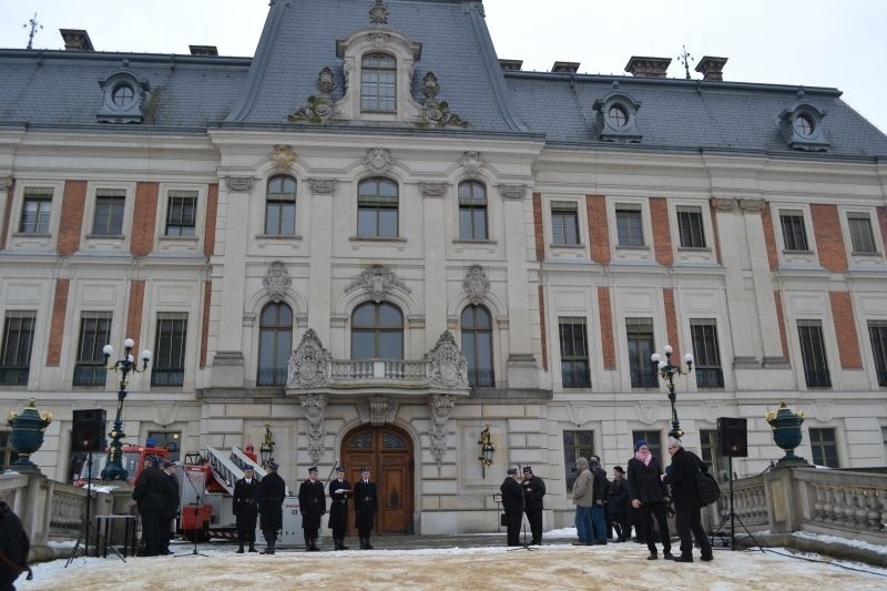 Nowe samochody strażackie otrzymały m.in. jednostki z...