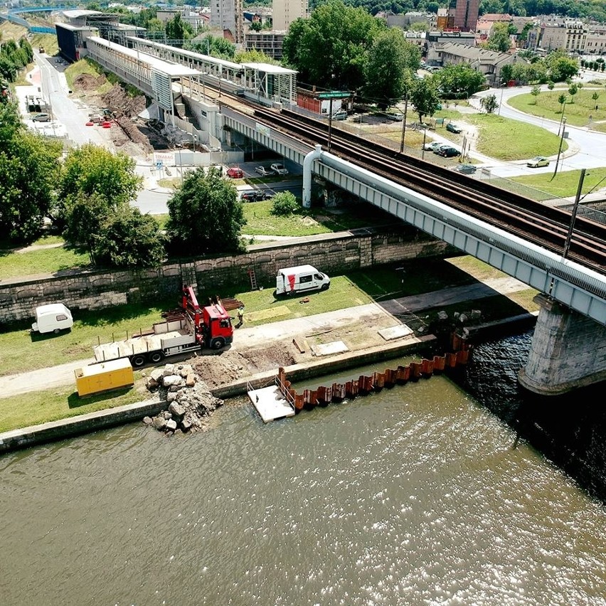 Kolejarze budują. Centrum Krakowa zmienia się nie do poznania