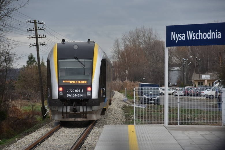 Zmiana rozkładu jazdy PKP. Pociągi opolskiego PolRegio i Intercity jeżdżą inaczej. Szykuje się też zastępcza komunikacja autobusowa