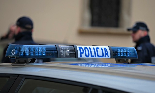 Według policjantów z Wrocławia, tragedia ta jest pokłosiem problemów, które od dawna są obecne w Dolnośląskiej Policji. Zdjęcie ilustracyjne.