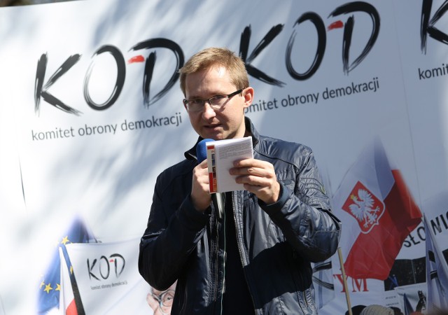 Sierakowski: PiS ma fatalny kalendarz wyborczy, kalendarz wyborczy jest wymarzony dla opozycji