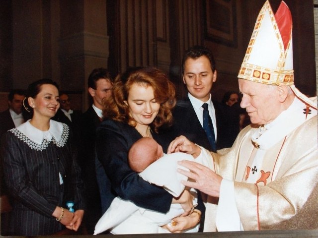 2 stycznia 1993 roku Patrik, syn Agnieszki i Pawła Wysockich  jako jedno z czterdzieściorga niemowląt został ochrzczony przez Jana Pawła II w auli Błogosławieństw w Watykanie.
