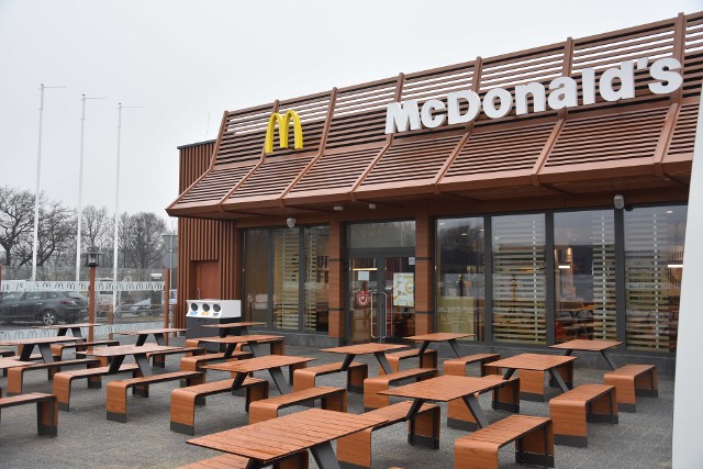 Nowy McDonald's przy autostradzie A1 w Bełku ruszy lada dzień. Jak wygląda w środku?Zobacz kolejne zdjęcia. Przesuwaj zdjęcia w prawo - naciśnij strzałkę lub przycisk NASTĘPNE