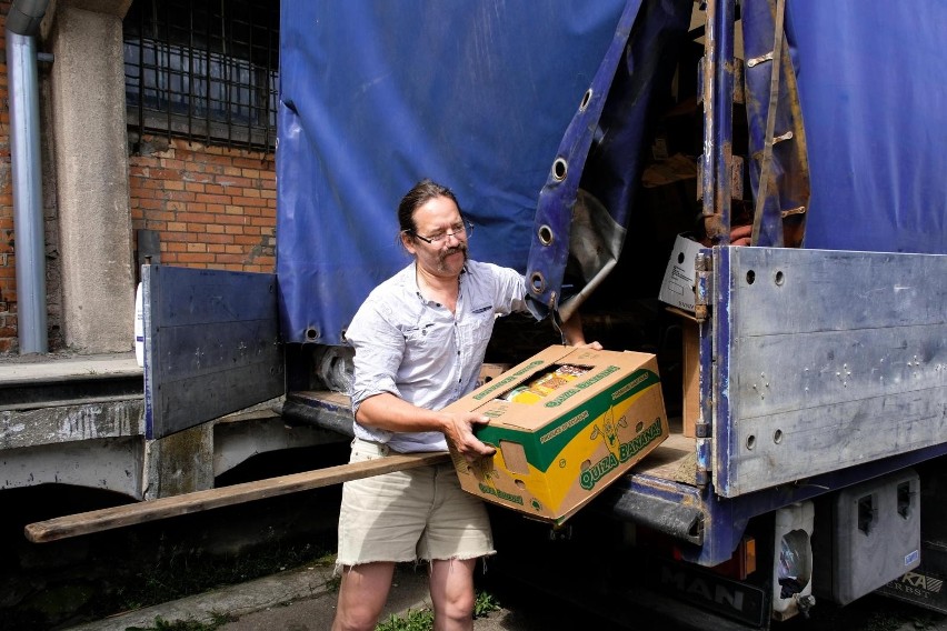 Z Białegostoku wyjechał kolejny konwój humanitarny z darami na Ukrainę (zdjęcia)