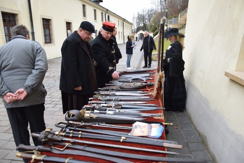 Kowale i historycy wspominali powstanie styczniowe w Czernej. Przygotowali inscenizację kucie kos