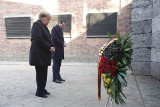 Kanclerz Niemiec Angela Merkel i premier RP Mateusz Morawiecki odwiedzili Muzeum Pamięci Auschwitz-Birkenau [ZDJĘCIA]