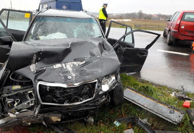 Im więcej szkód kierowca ma w swojej historii jazdy, tym więcej zapłaci za obowiązkowe OC. Jedna tylko drobna kolizja wystarczy, aby najniższa cena ubezpieczenia wzrosła o minimum 25% / Fot. Archiwum