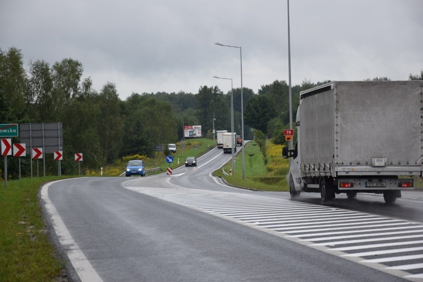 Nowy szlak wojewódzki prowadząca od drogi krajowej 79 do...