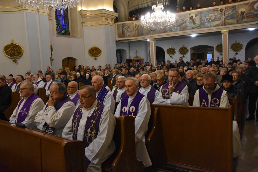 Pożegnanie ks. Franciszka Radwańskiego byłego proboszcza...