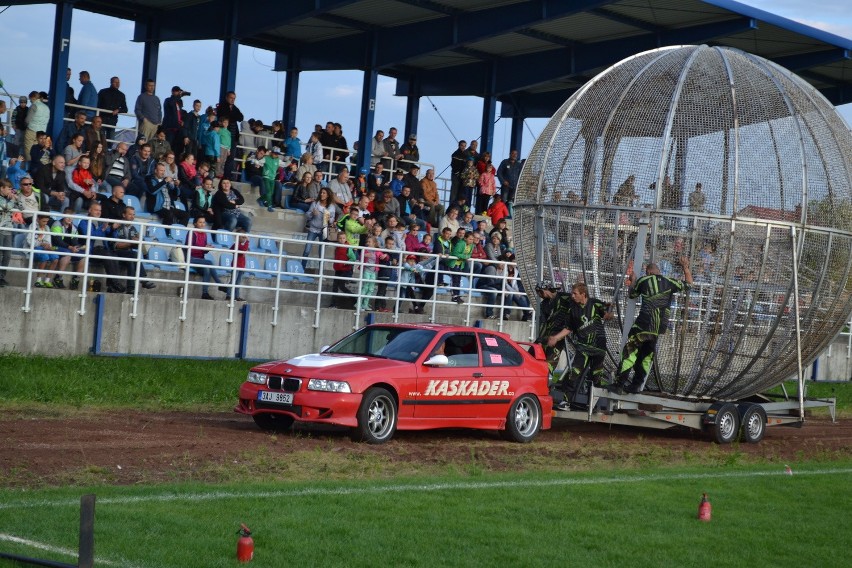 Kaskaderzy z grupy Street Owners zafundowali widzom w...