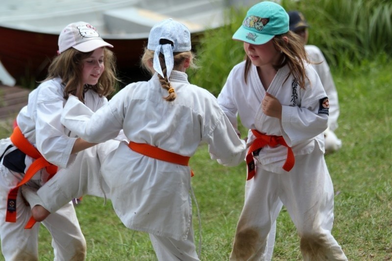 Karatecy OKKK na obozie w Pieckach