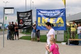 Pikieta z hasłami przeciw LGBT przed sklepem IKEA w Lublinie