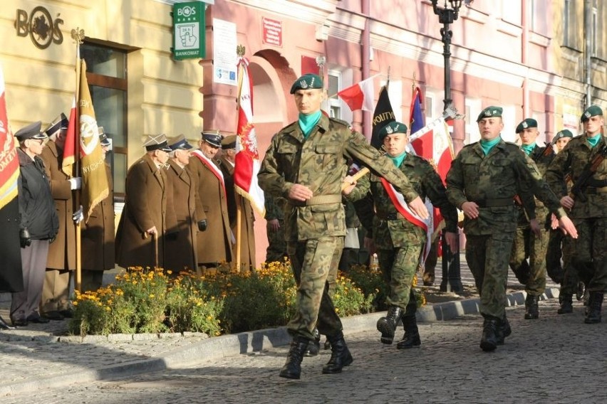 Setki lomzan uczestniczylo w obchodach rocznicy odzyskania...