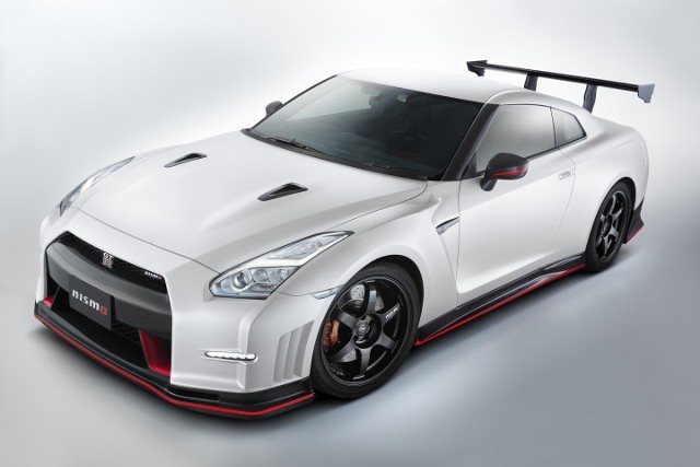 Nissan zapowiedział, że przygotowany na targi SEMA model Nissan GT-R Nismo N-Attack będzie oferowany w niektórych salonach producenta / Fot. Nissan