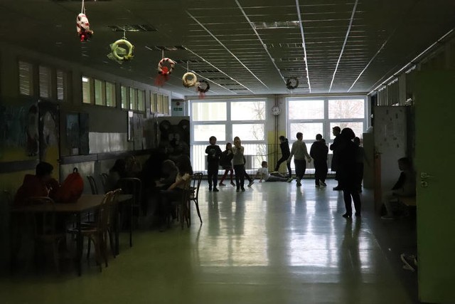 Szkolenia w ZUS dla dyrektorów to skutek tzw. belferskiej grypy. Na zdjęciu SP nr 205 w Łodzi podczas jej „epidemii”