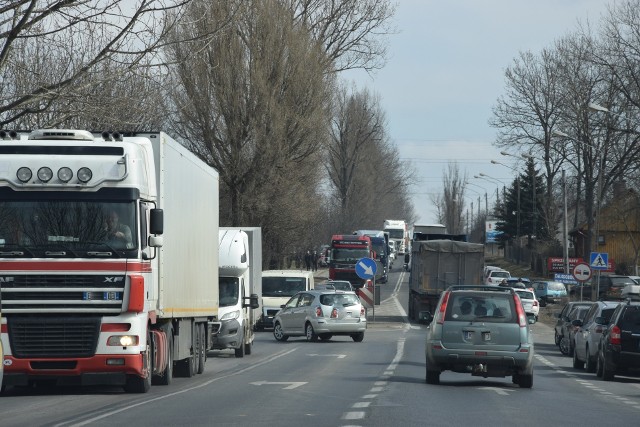 Obwodnica ma odciążyć ul. Lwowską (na zdjęciu) i al. Jana Pawła II z korków i uciążliwego ruchu tranzytowego