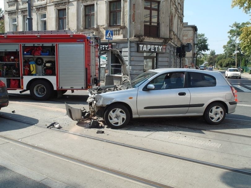 Wypadek na skrzyżowaniu ulic Gdańskiej i Skłodowskiej - Curie [zdjęcia]