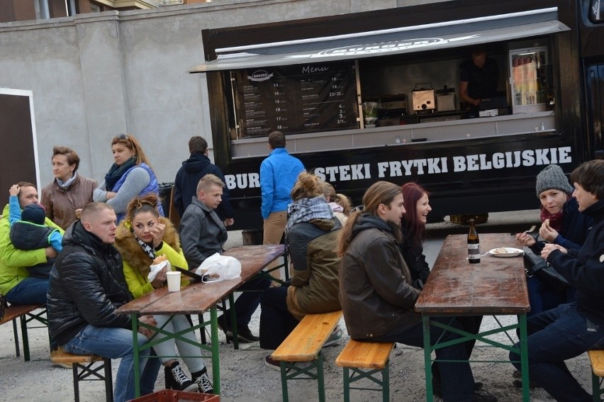 Zlot food trucków przy Browarze Mieszczańskim we Wrocławiu