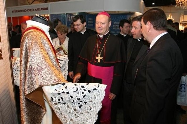 Przyjaciel Targów Kielce, arcybiskup Granfranco Ravasi, który często przyjmował u siebie w Watykanie degelacje z kieleckiej spółki targowej zostanie podniesiony do godności kardynalskiej. fot. D. Łukasik