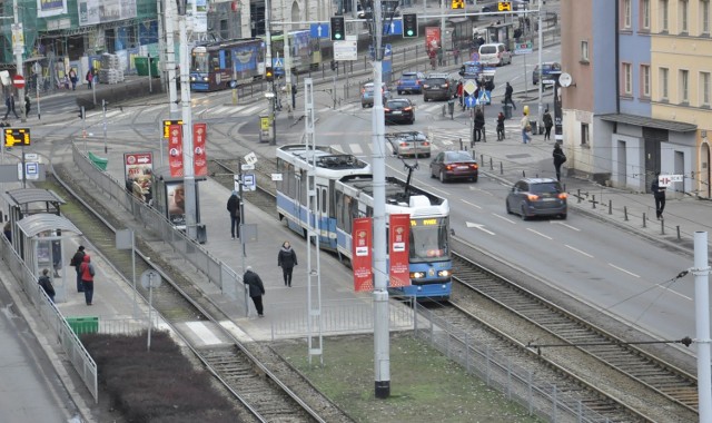 Taki tramwaj woził wczoraj (27.01.2016) kibiców na mecze Euro 2016 w Hali Ludowej