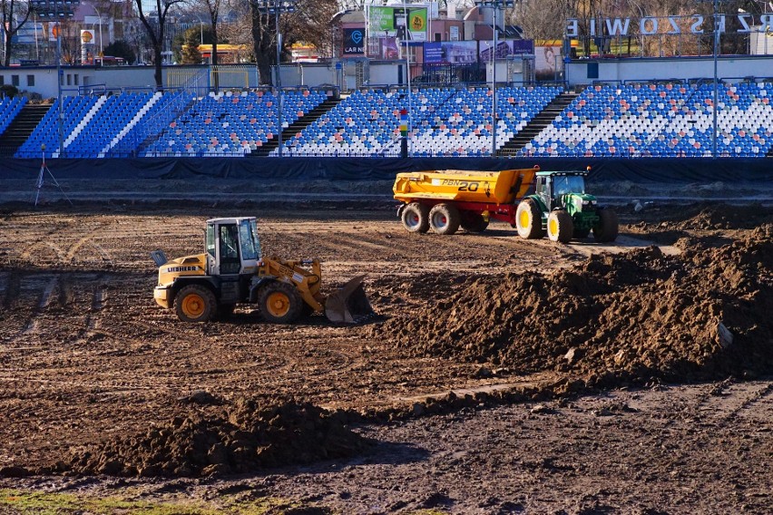 Trwa przebudowa Stadionu Miejskiego w Rzeszowie. Dziś na...