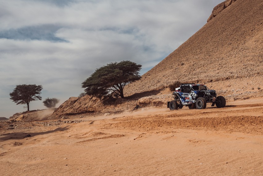 Dominacja trwa! Dwa polskie duety znów na podium Rajdu Dakar