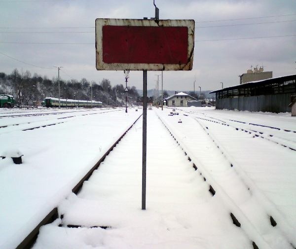 Zamknięta stacja kolejowa w Zagórzu.