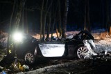 Tragiczny wypadek w Lipie pod Obornikami. Zderzyły się dwa samochody. Dwie osoby nie żyją