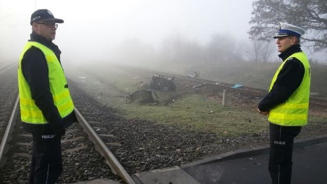 Tragiczny wypadek na przejeździe kolejowym