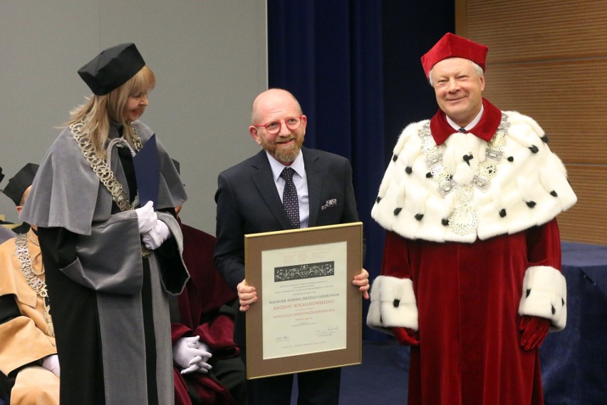 Inauguracja nowego roku akademickiego w UMCS. Flagi i czek od premiera (ZDJĘCIA)