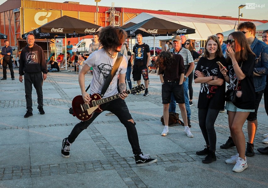 Rockowe klimaty i karuzele na Łasztowni! Tak było w sobotę na bulwarach. Zobacz zdjęcia