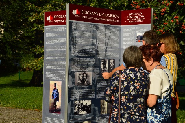 Wystawę jeszcze przez tydzień można oglądać w Parku Jordana. Później trafi do Muzeum Niepodległości w Myślenicach