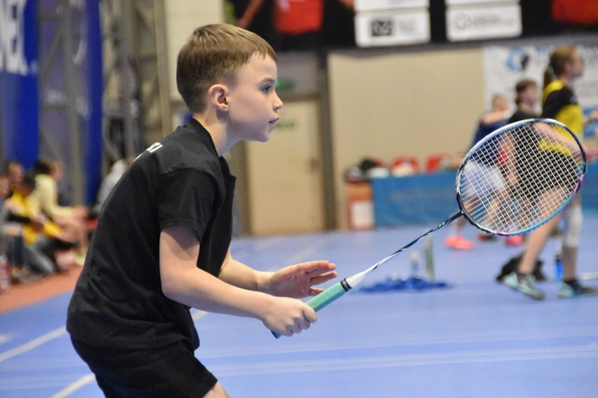Udany start zawodników Tęczy Społem Kielce w turnieju badmintona w Częstochowie. Wszyscy stanęli na podium 