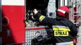 Pożar domu we wsi Krępa. Pięć zastępów straży pożarnej walczyło z ogniem